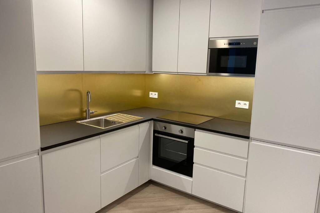 Nuevo Apartamento Lujo Playa Malagueta-Centro Málaga Buitenkant foto