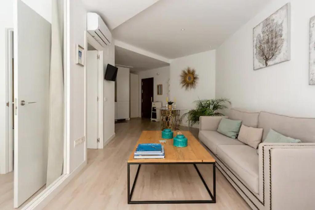 Nuevo Apartamento Lujo Playa Malagueta-Centro Málaga Buitenkant foto