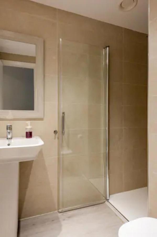 Nuevo Apartamento Lujo Playa Malagueta-Centro Málaga Buitenkant foto