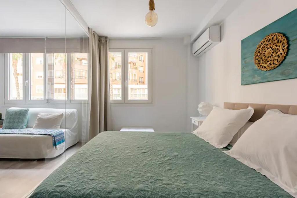 Nuevo Apartamento Lujo Playa Malagueta-Centro Málaga Buitenkant foto